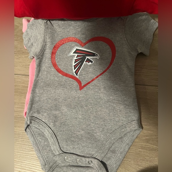 New 3-Pack Atlanta Falcons NFL Football Girls Bodysuits - Picture 2 of 4